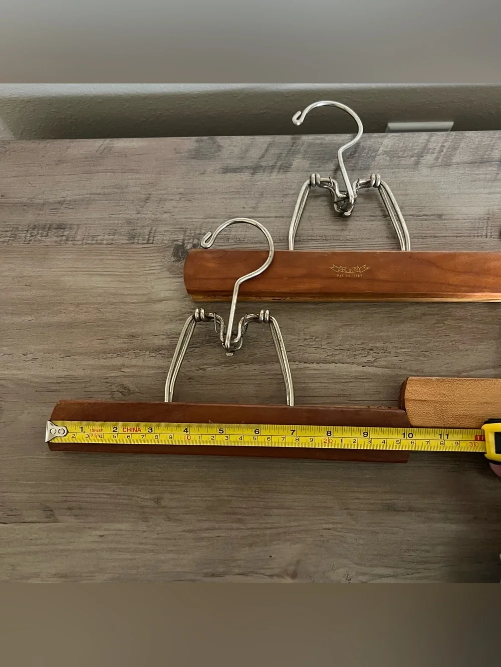 Vintage Setwell & The Scot Wood Hangers Mixed Lot Of 7 Clamp Pants Skirt Patent